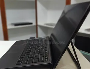 New Laptop HP X2 8GB Intel Core I7 SSD 256GB