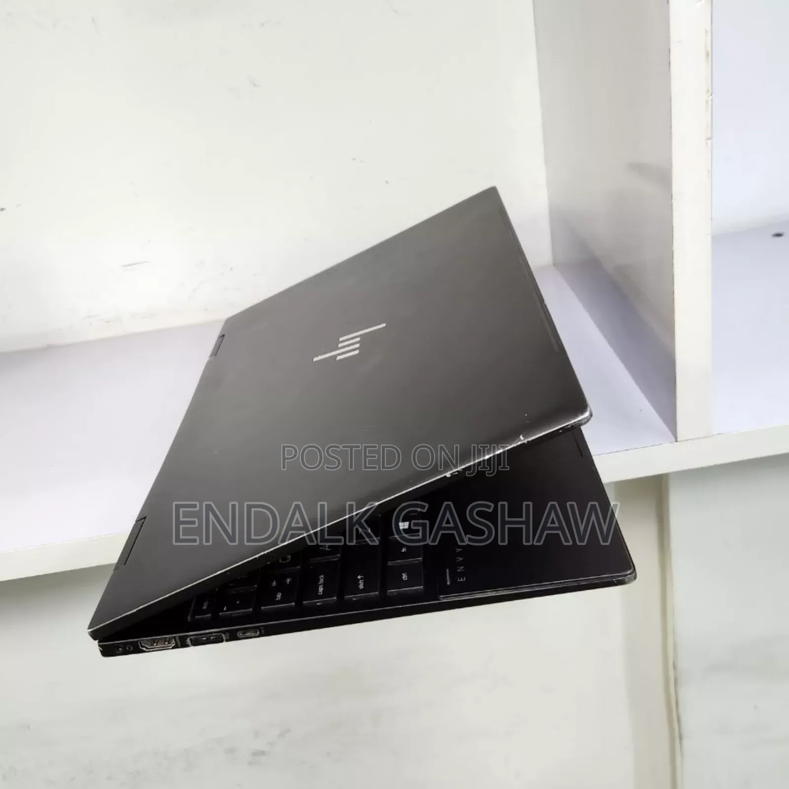 Laptop HP Envy X360 16GB AMD Ryzen 5 SSD 256GB