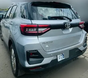 Toyota Raize 2022 Silver
