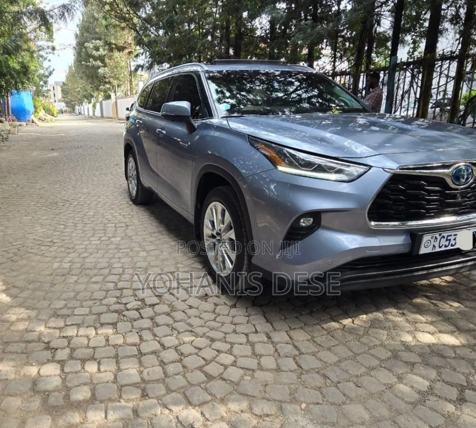 Toyota Highlander Hybrid 2024 Blue