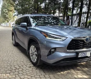 Toyota Highlander Hybrid 2024 Blue