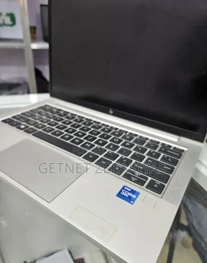 New Laptop HP EliteBook 830 G7 16GB Intel Core I7 SSD 512GB