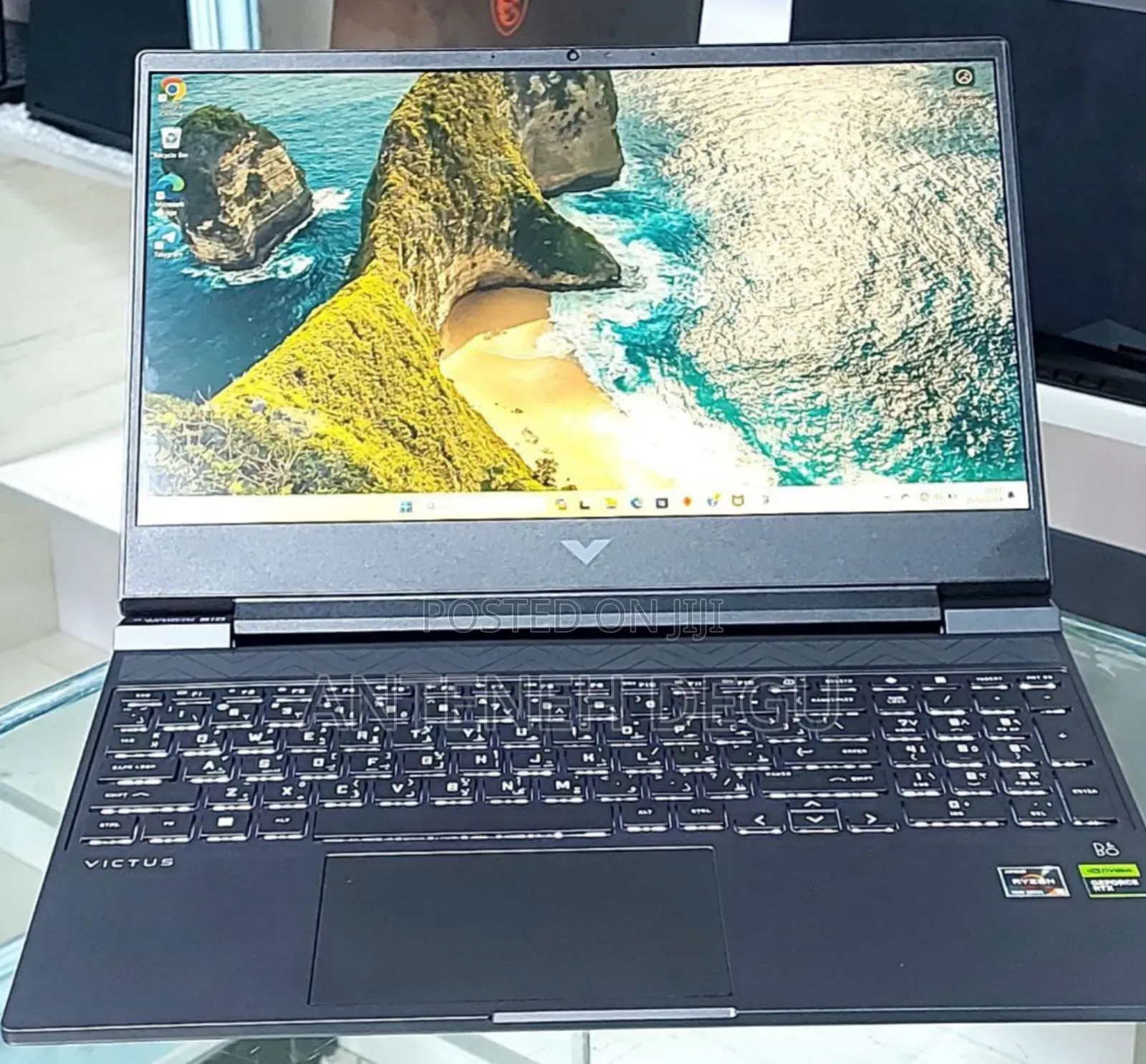 New Laptop HP Victus 15 8GB AMD Ryzen 5 SSD 512GB