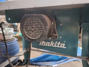 Makita Table Saw