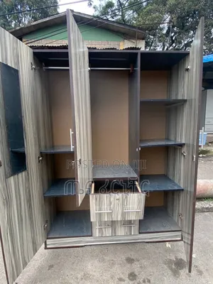 1.20 MDF ላሚኔት ቁምሳጥን(Closet) በ17500 ብቻ