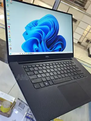 New Laptop Dell Pro 13 32GB Intel Core I7 SSD 1T
