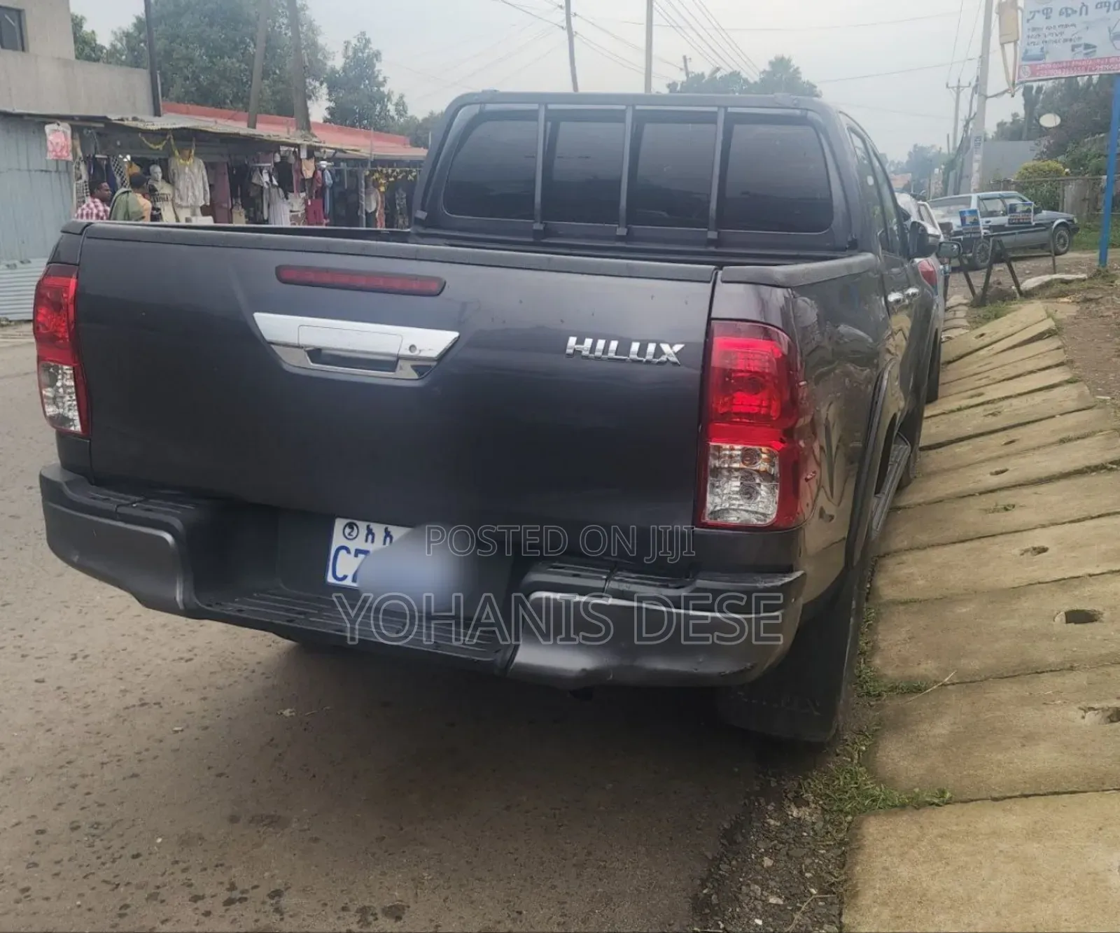Toyota Hilux 2021 Black