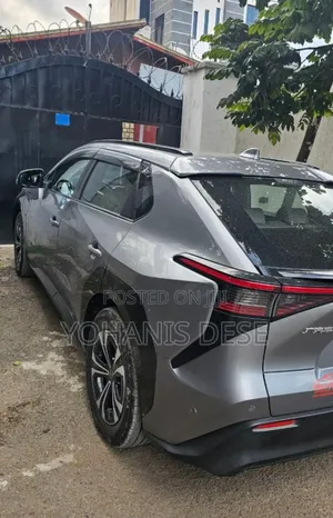 Toyota bZ4X 2023 Gray