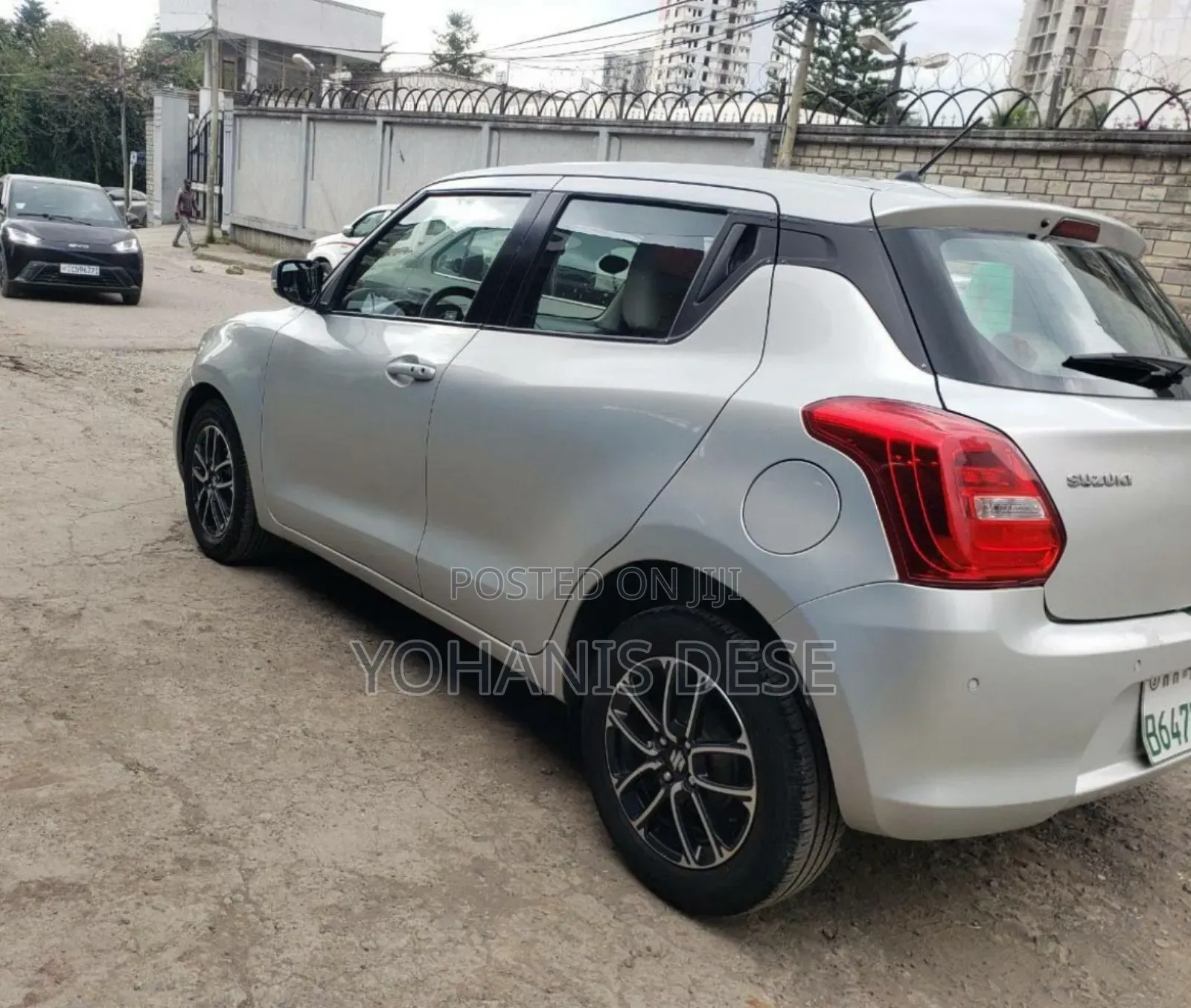 Suzuki Swift 2022 Silver