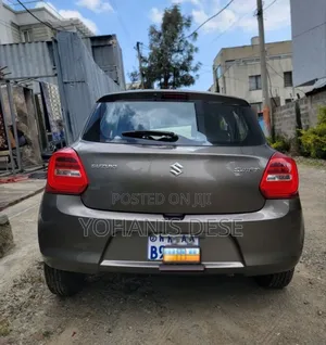 Suzuki Swift 2021 Gray