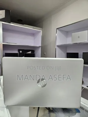 Photo - New Laptop HP Pavilion 15 8GB Intel Core I7 SSD 256GB