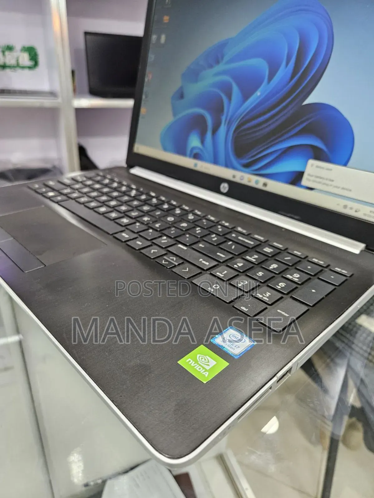 New Laptop HP Pavilion 15 8GB Intel Core I7 SSD 256GB