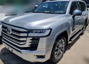 Photo - New Toyota Land Cruiser 2023 Silver