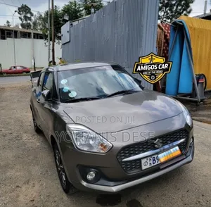 Photo - Suzuki Swift 2021 Gray