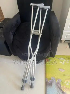 Photo - Crutches, the Axilla (Or Underarm)鑫凶crutches囗冥crutches | 1 Pair