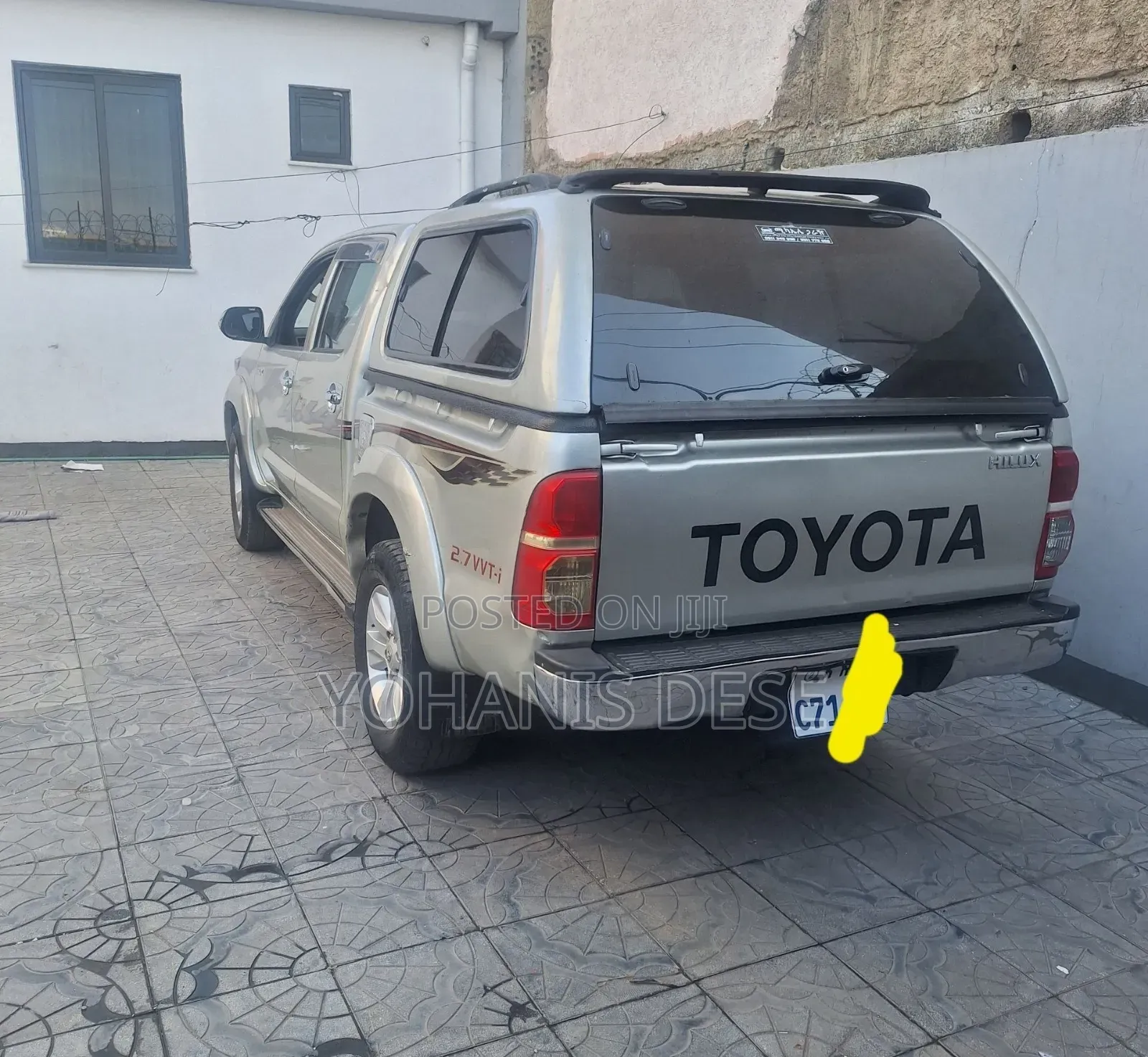Toyota Hilux 2015 Gray