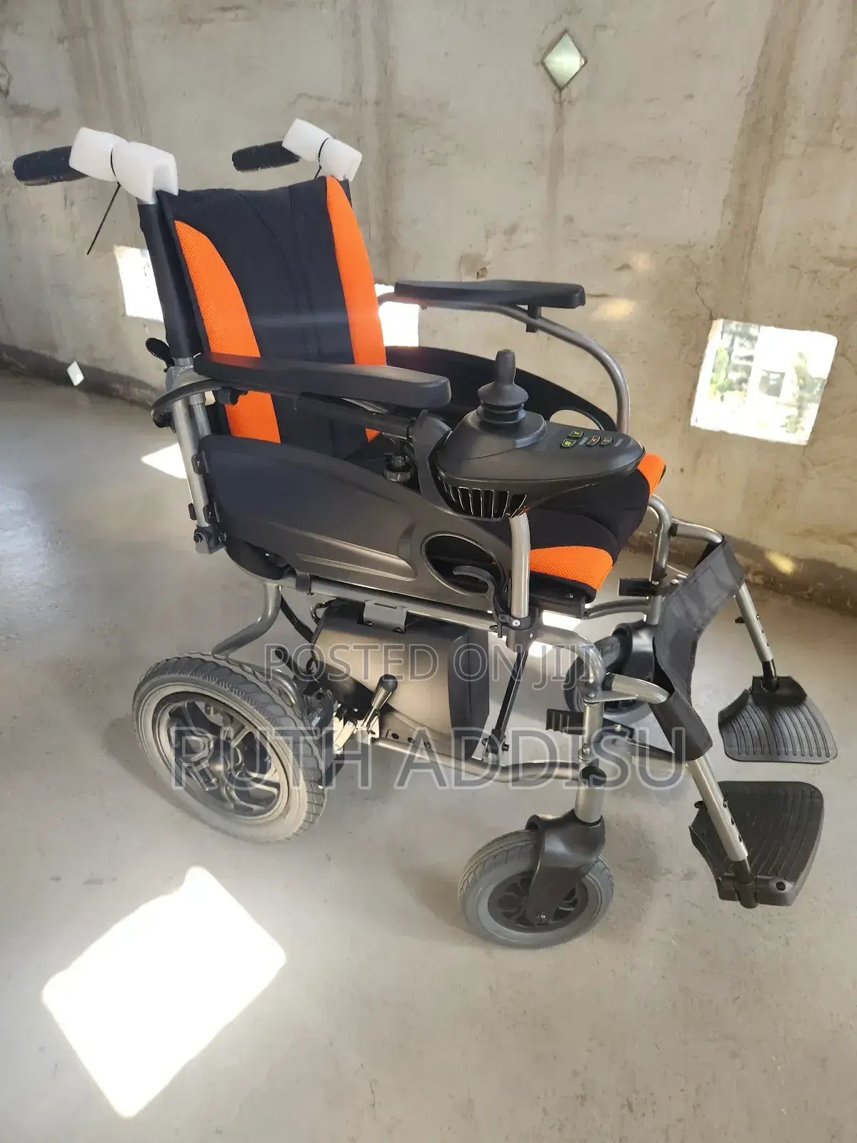Analog Wheelchair夷狄wheelchair奢侈wheelchair夯土wheelchair欠佳wheelchair New