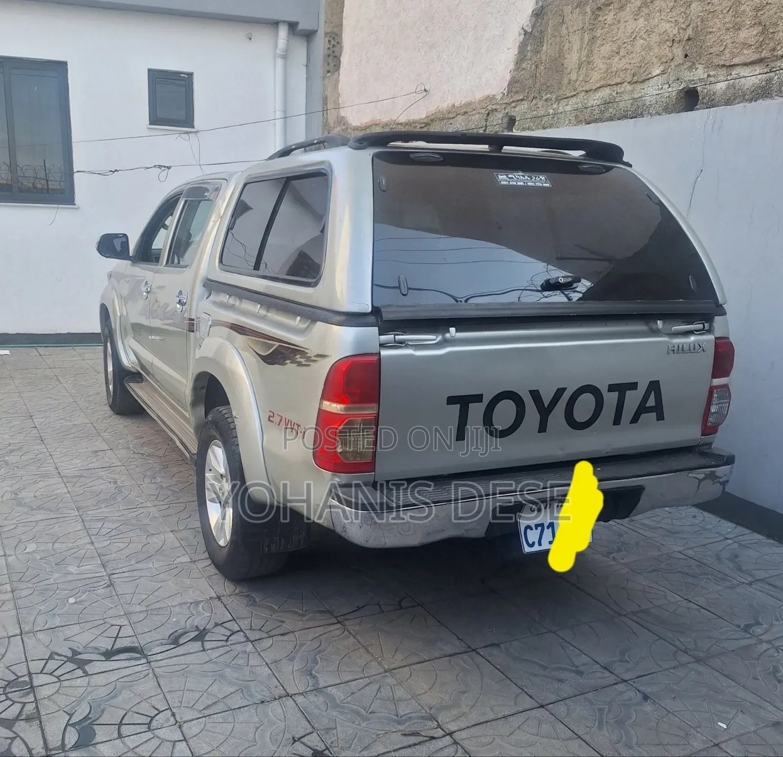 Toyota Hilux 2015 Gray