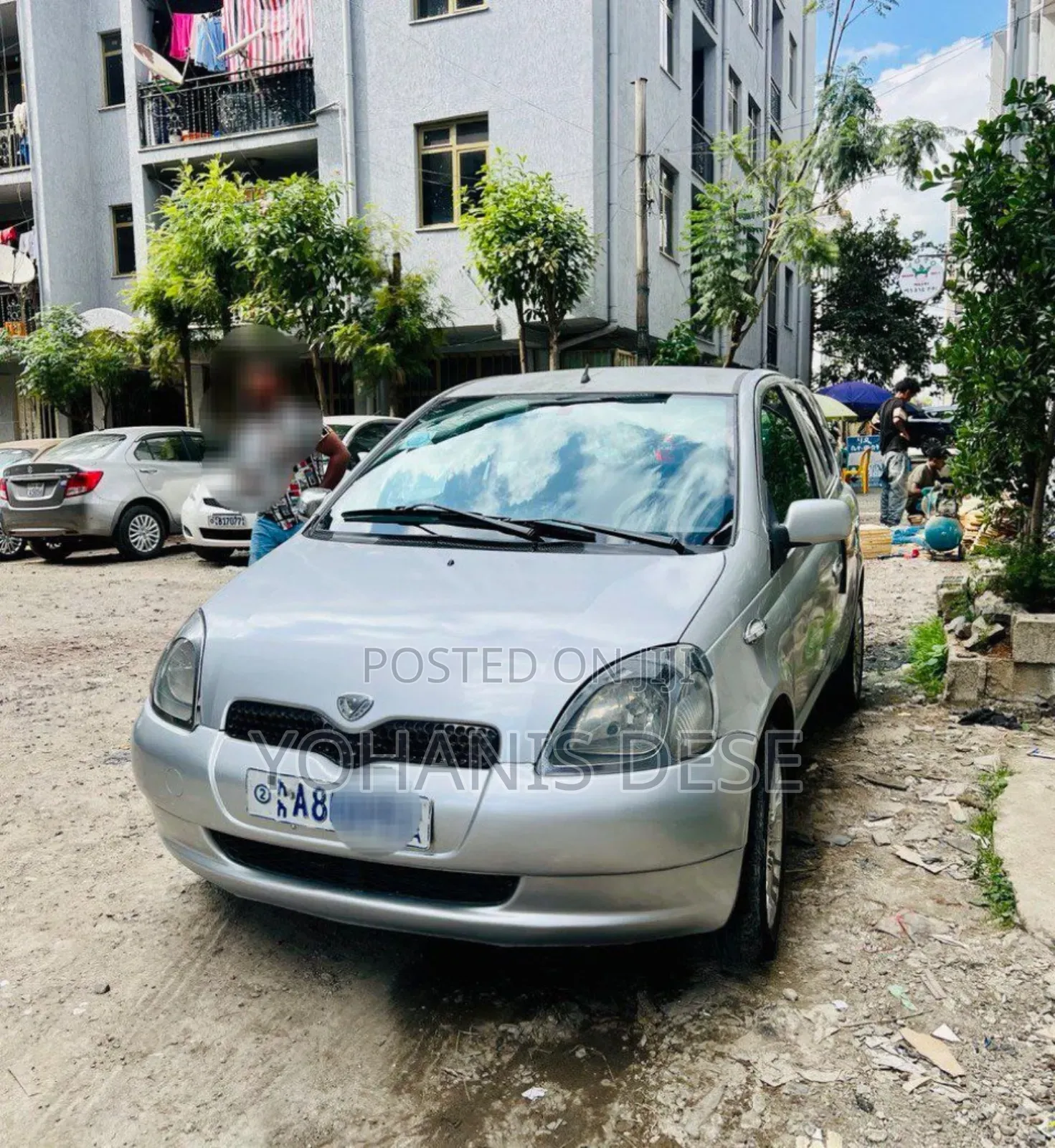Toyota Vitz 2001 Silver