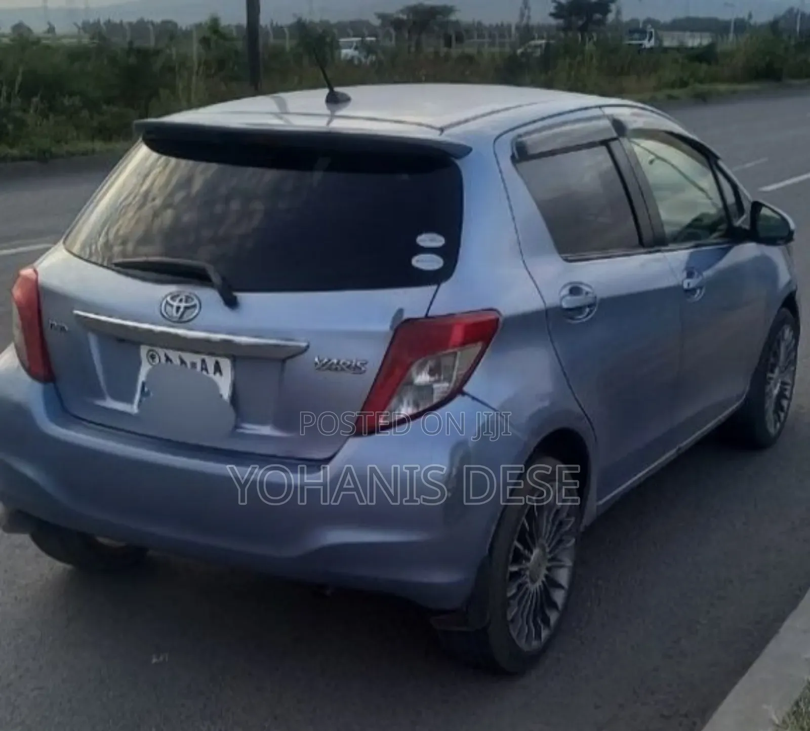 Toyota Yaris 2012 Blue