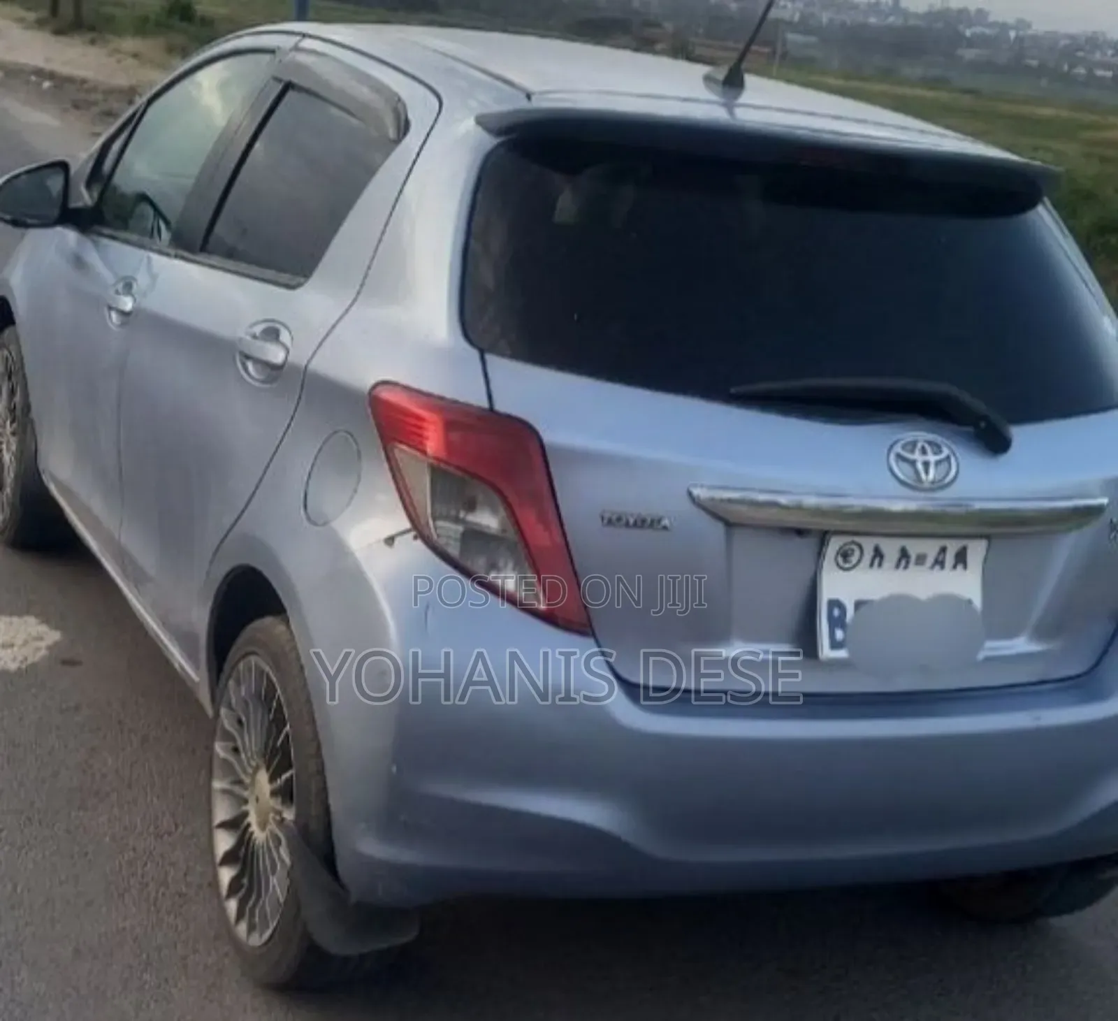 Toyota Yaris 2012 Blue