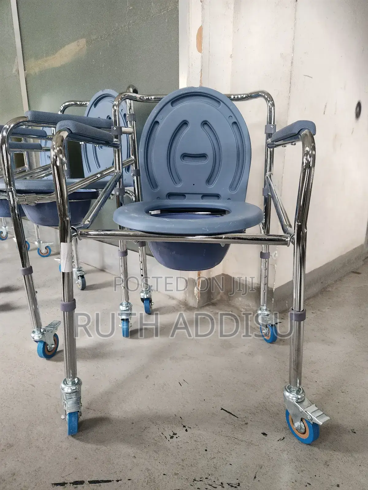 Commode Four Wheels Wheelchair九月commode Wheelchair夷狄wheelchair Medical