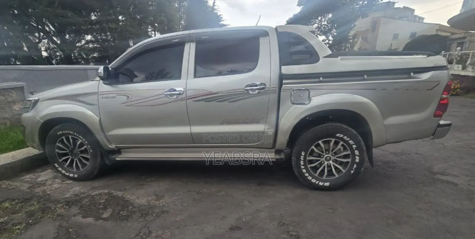 Toyota Hilux 2013