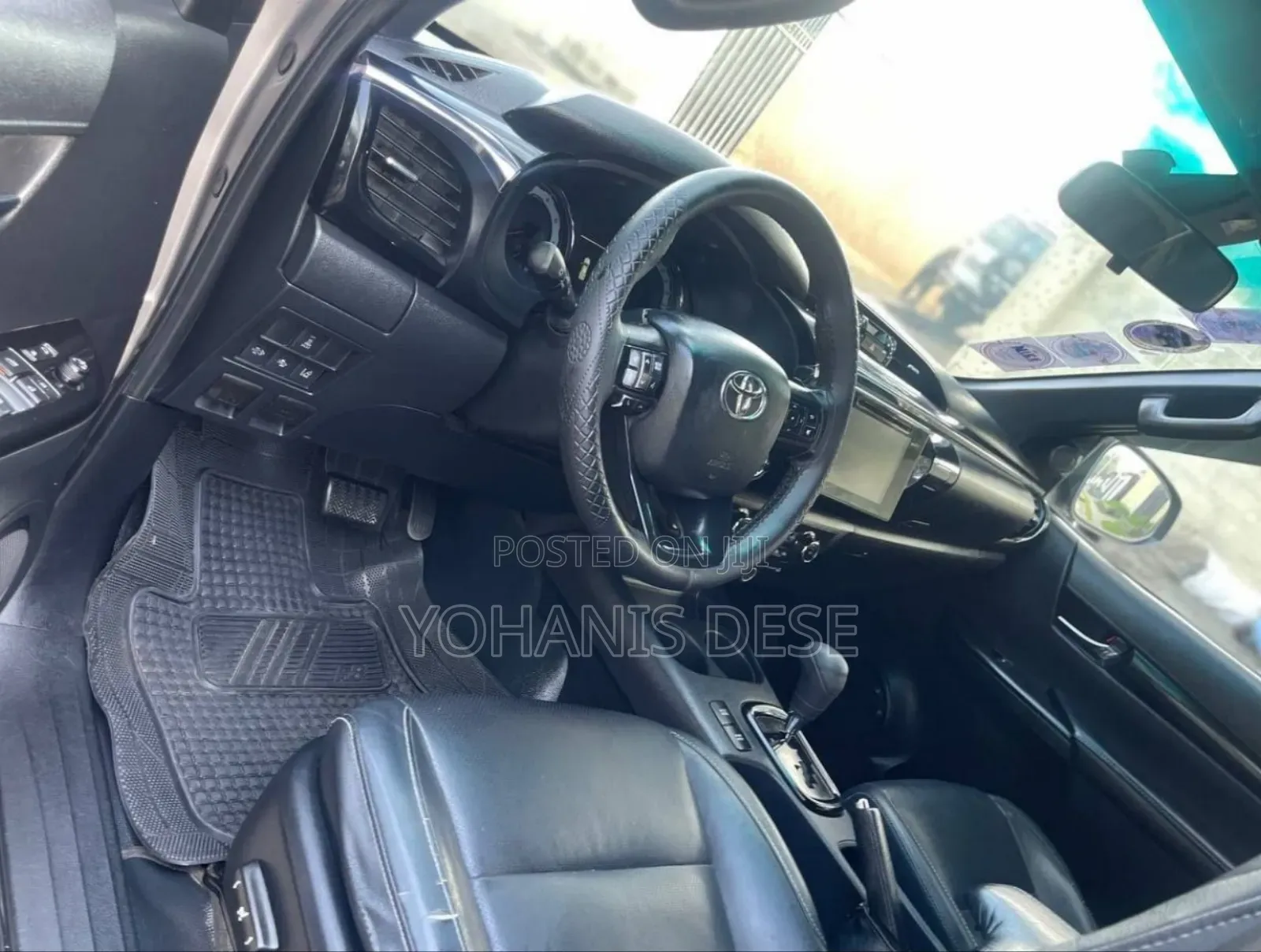 Toyota Hilux 2019 Gray