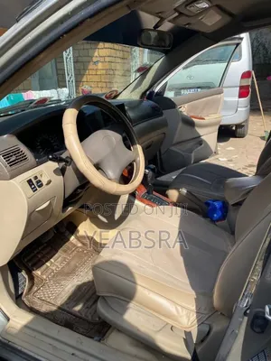 Toyota Corolla 2004 Gold