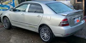 Toyota Corolla 2004 Gold