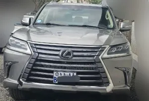 Photo - Lexus LX 570 AWD 2017 Silver