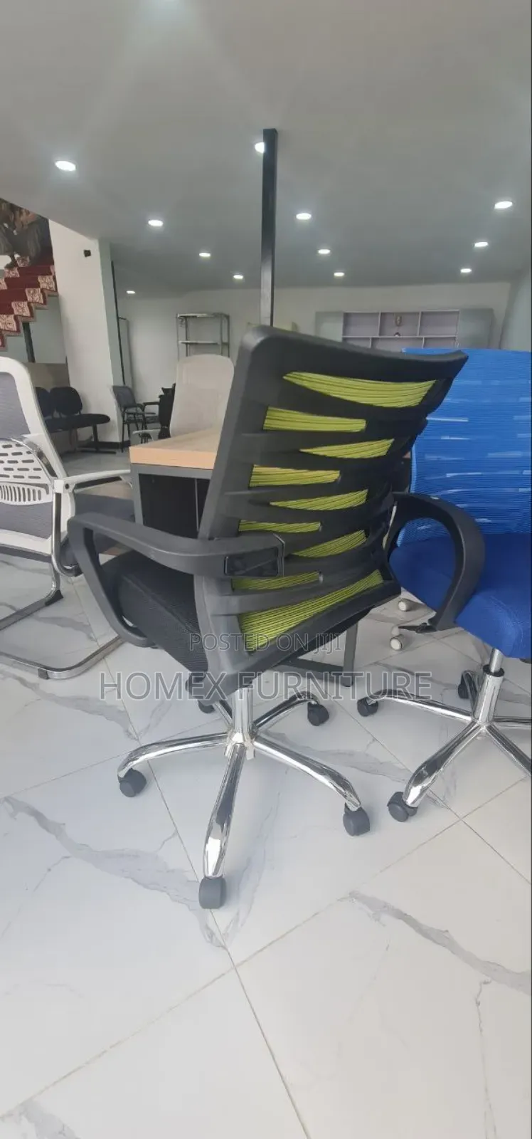 Office Furnitur Staff Chair – Smooth Movement Support