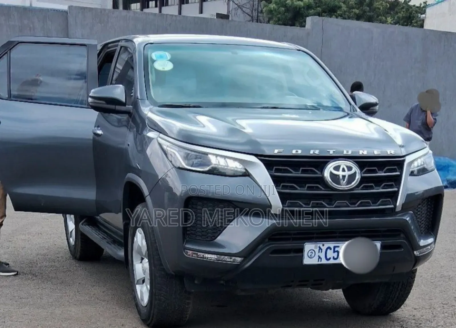 Toyota Fortuner 2022 Gray