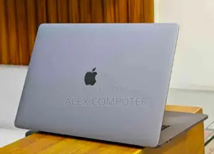 New Laptop Apple MacBook Pro 2019 32GB Intel Core I9 SSD 512GB