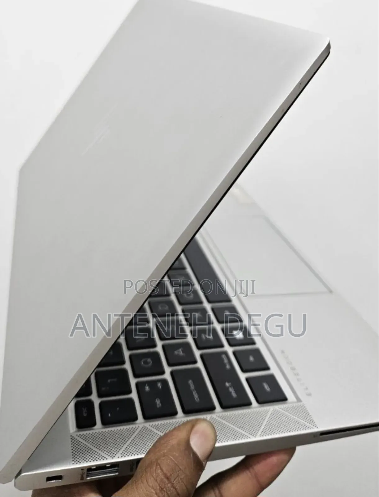 New Laptop HP EliteBook 830 G8 16GB Intel Core I7 SSD 512GB