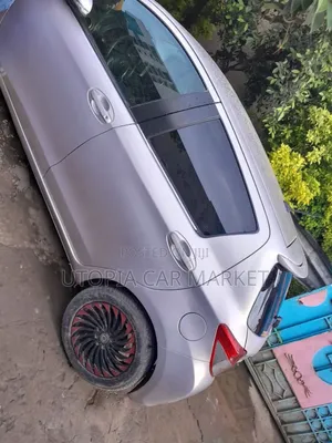 Toyota Yaris 2012 Silver