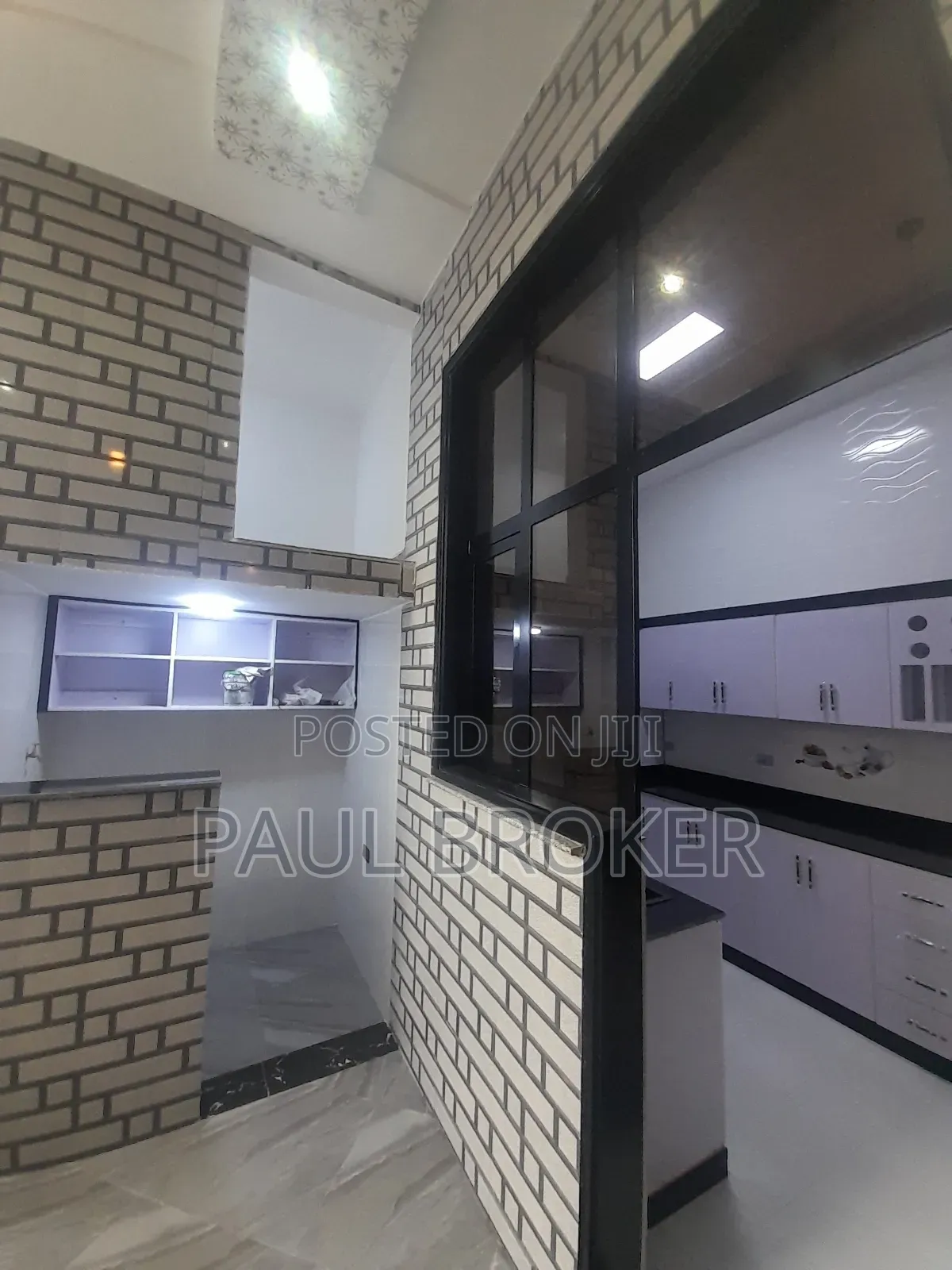Furnished 4bdrm Apartment in Pawulos Sololmon, Akaky Kaliti for sale