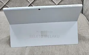 New Laptop Microsoft Surface Pro 6 8GB Intel Core I7 SSD 256GB