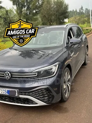 Photo - Volkswagen ID.6 2023 Blue