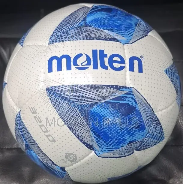 Molten Original Football Balls 3200 Model