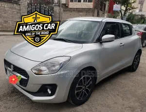 Photo - Suzuki Swift 2021 Silver