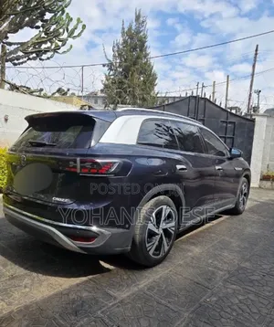 Volkswagen ID.6 2022 Blue