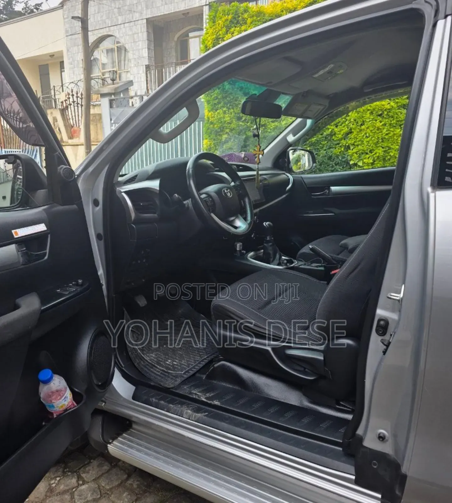 Toyota Hilux 2019 Silver
