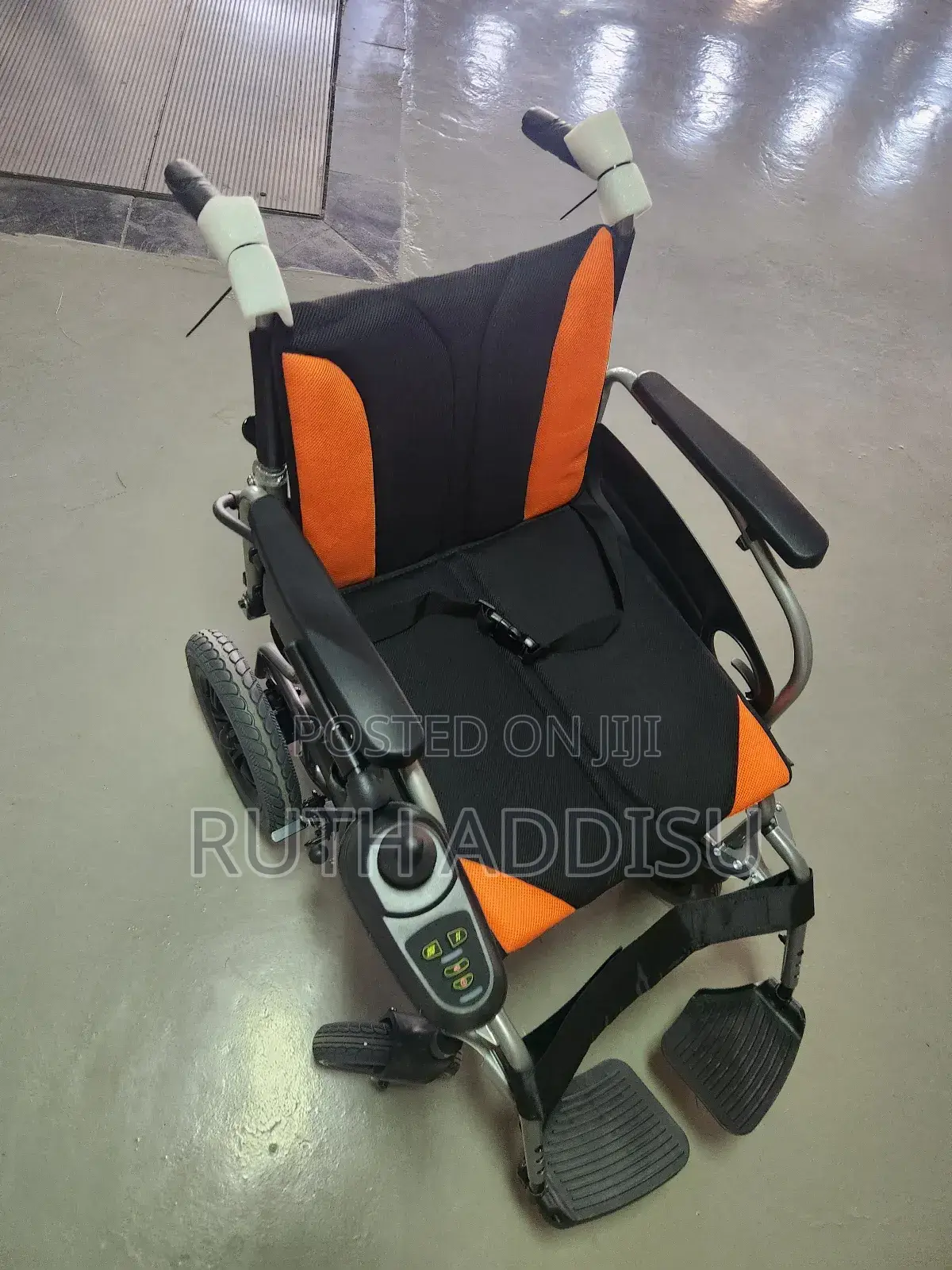 Electrical Wheelchair丸的digital Wheelchair奔波wheelchair廟街wheelchair New