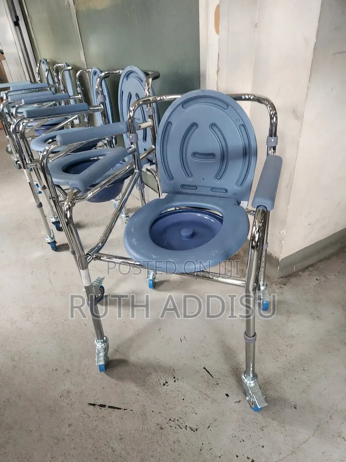 Commode Wheelchair轟段wheelchair痂你wheelchair庫房wheelchair輕鬆wheelchair New