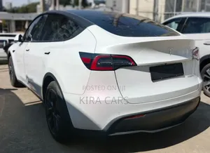 Tesla Model Y 2024 White