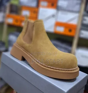  New Arrival  
 Velevet Ankle Boots
 Stock Product 