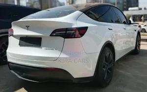 Tesla Model Y 2024 White
