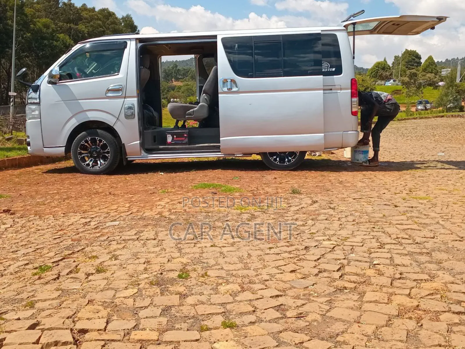 Toyota HiAce 2007 Silver
