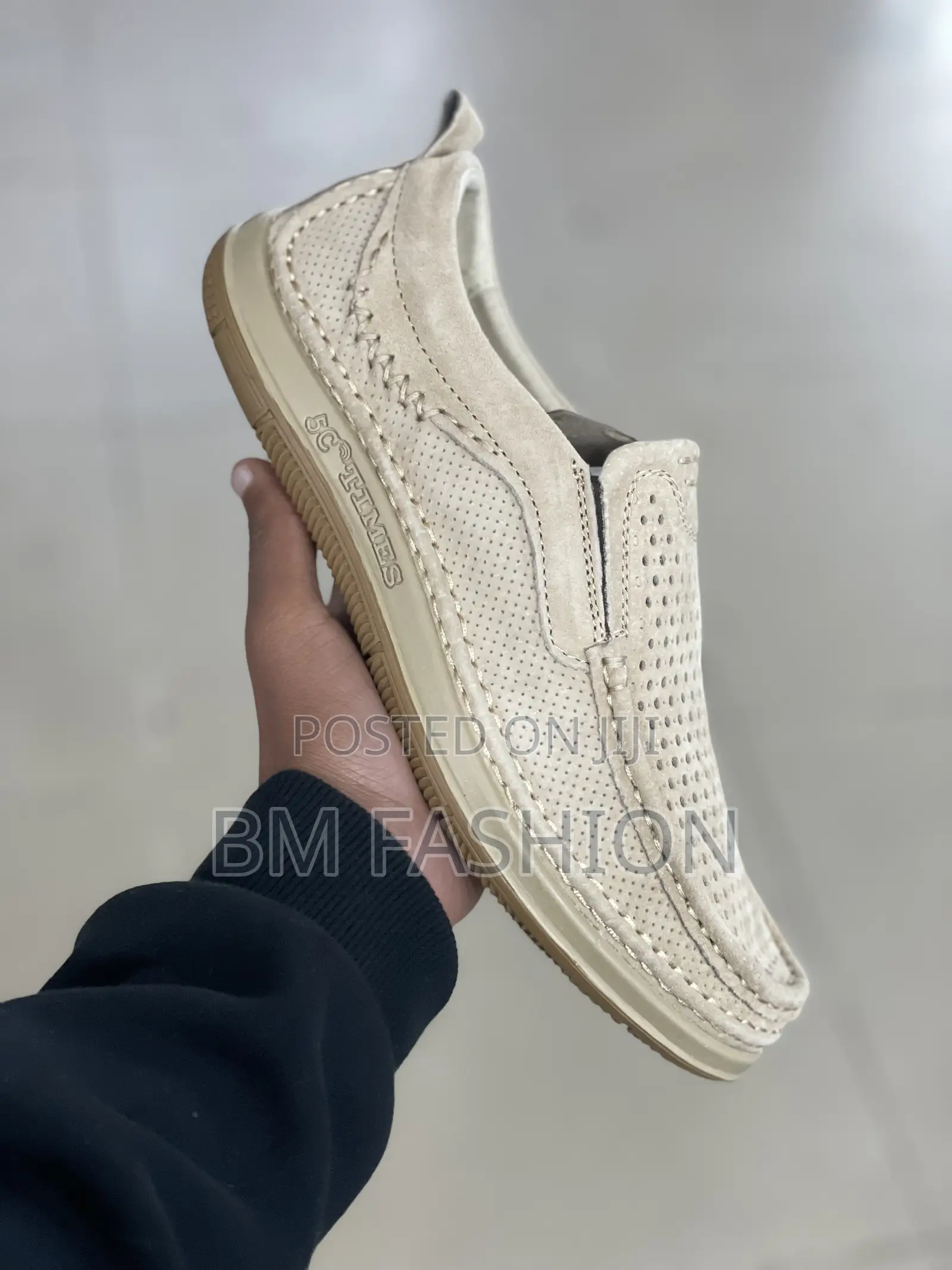 Ivory Suede Men’S Quality Loafers for Any Occasion